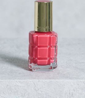 LOREAL NAIL POLISH (NU 226 NYMPHEA)